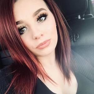 Meet your Posher, Senaya